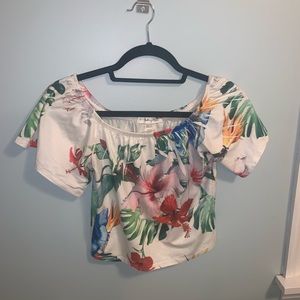 Tropical crop top 🌺
